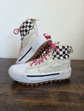 Vans Sk8-Hi GORE-TEX MTE-3 Sneakers Checkerboard Women's 5 Pink Laces Skater